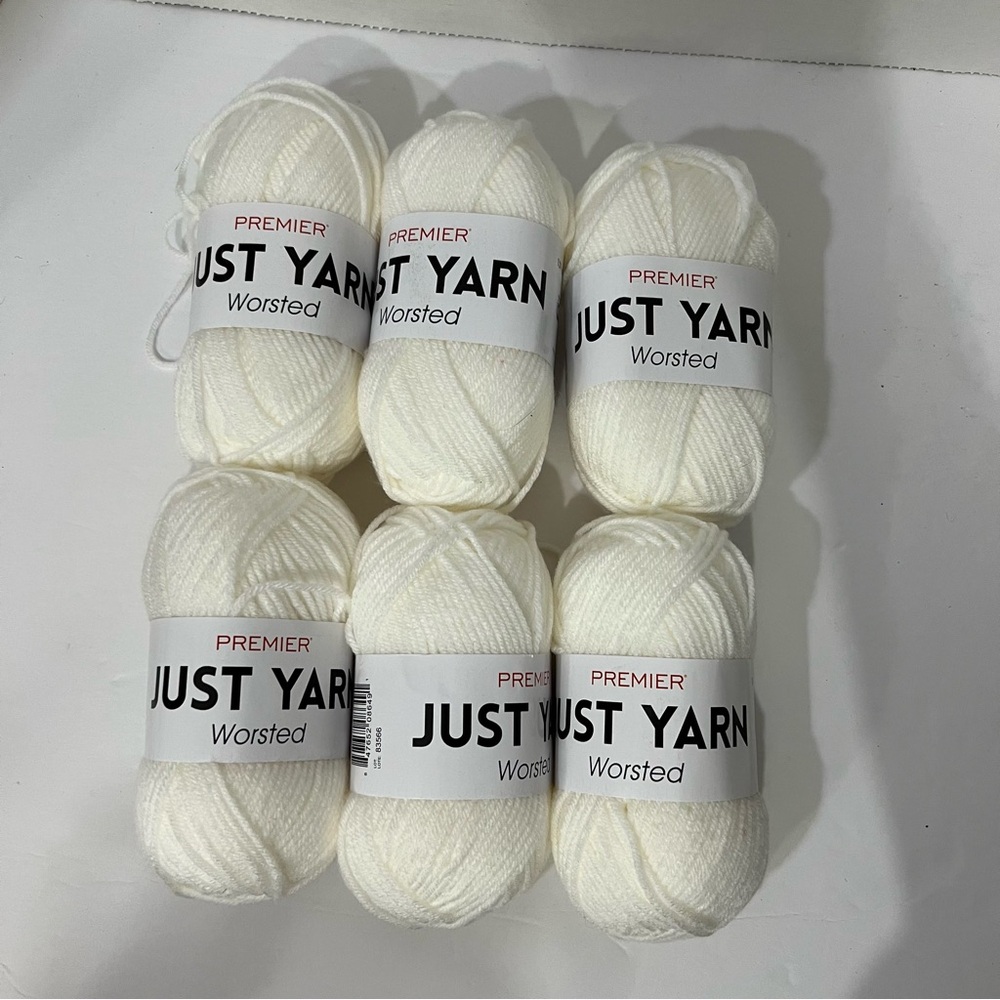 Lot Of 6 Premier Just Yarn Worsted Acrylic Size Medium 4 - Color White 1116-08
